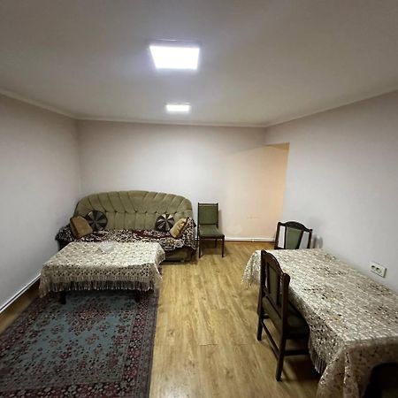 Apartamento Ghazaryan Ereván Exterior foto