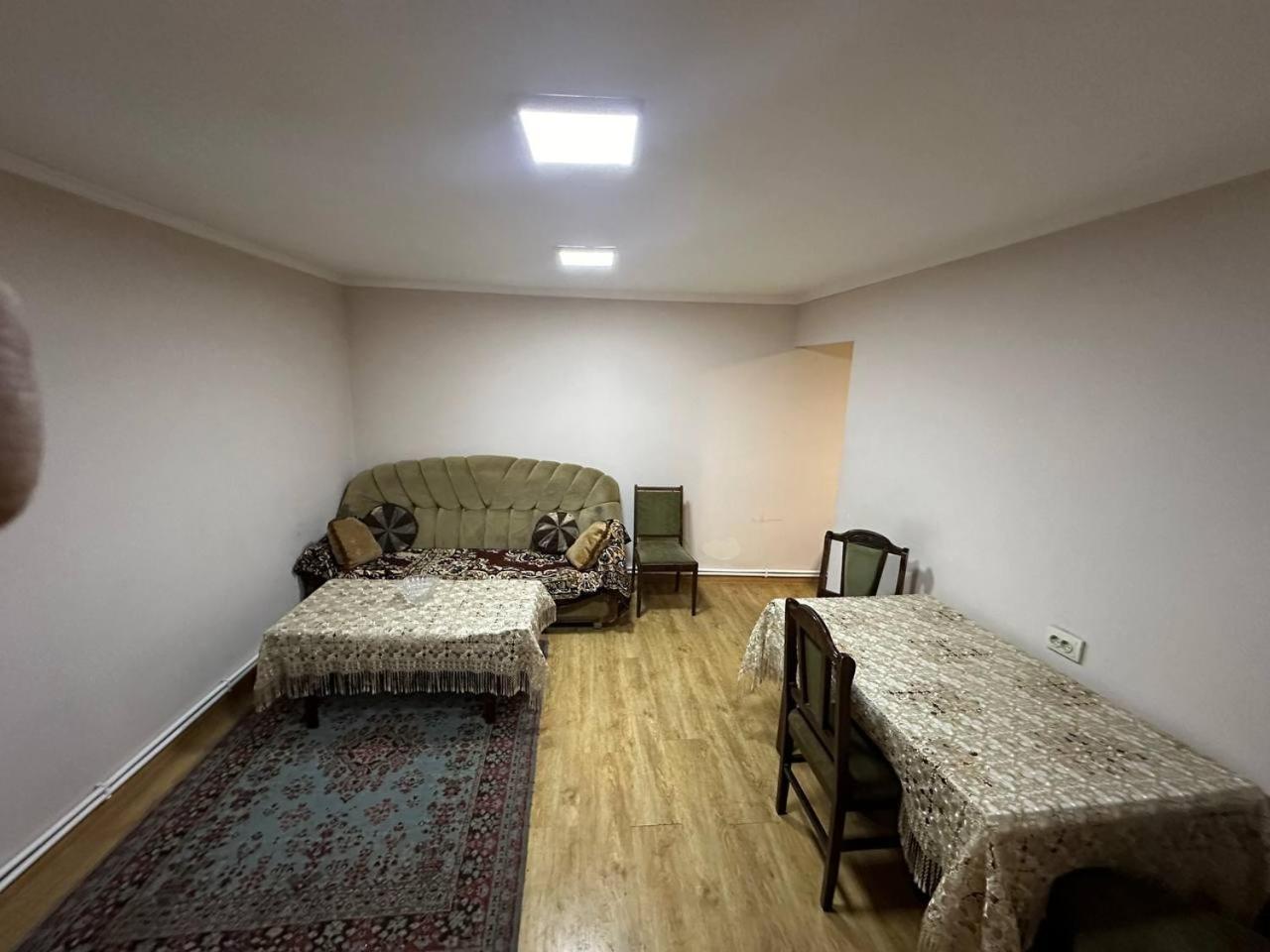 Apartamento Ghazaryan Ereván Exterior foto